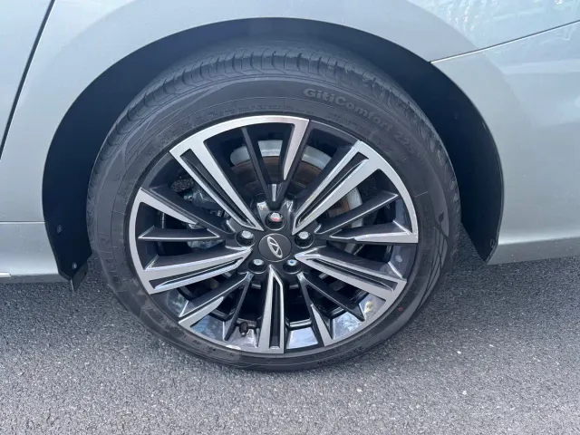 Chery Arrizo 8 — Фото автомобиля 20