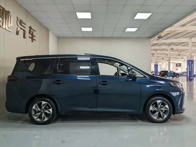 GAC Trumpchi M6 — Фото автомобиля 8
