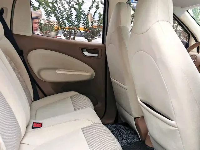 Wuling Hongguang Mini EV — Фото автомобиля 6