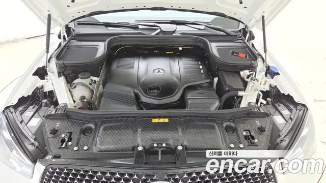 Mercedes-Benz GLE-Class — Фото автомобиля 17