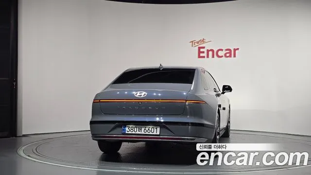 Hyundai Grandeur GN7 — Фото автомобиля 4