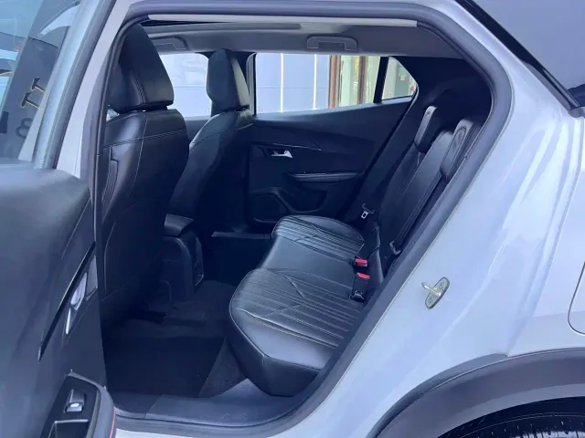 Peugeot 2008 — Фото автомобиля 11