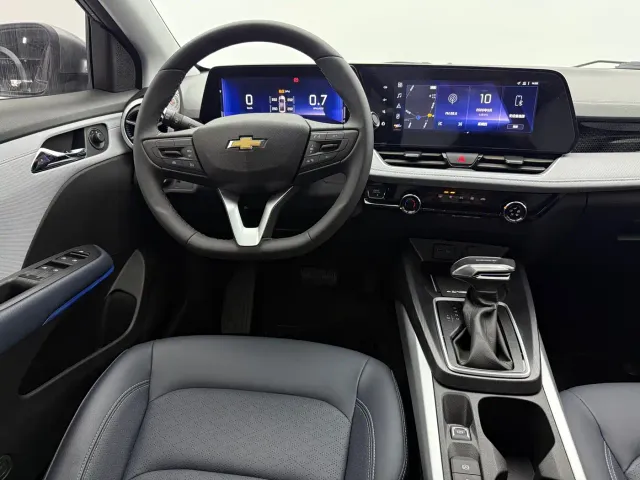 Chevrolet Monza — Фото автомобиля 11