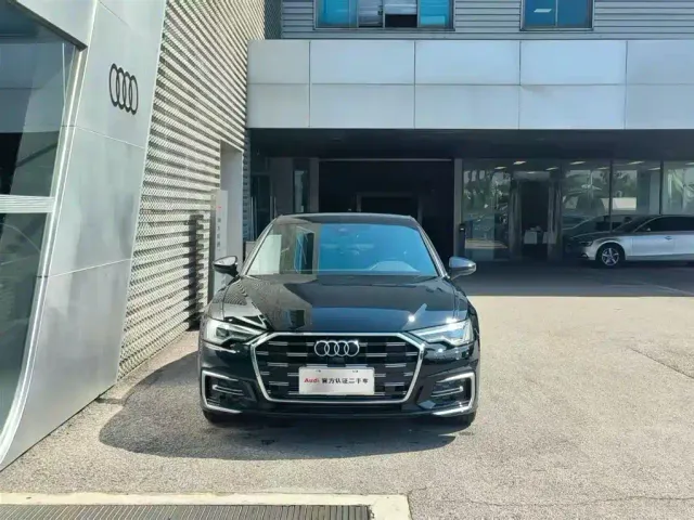 Audi A6L — Фото автомобиля 2