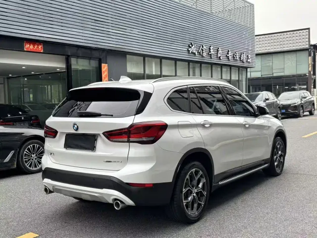 BMW X1 — Фото автомобиля 8