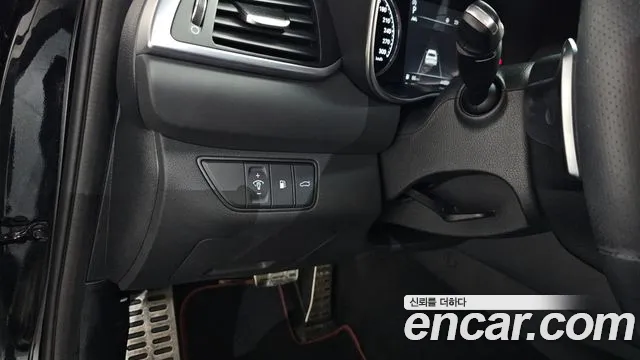Genesis G70 New — Фото автомобиля 23