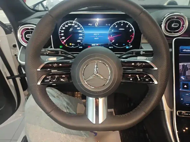 Mercedes-Benz C-Class — Фото автомобиля 10