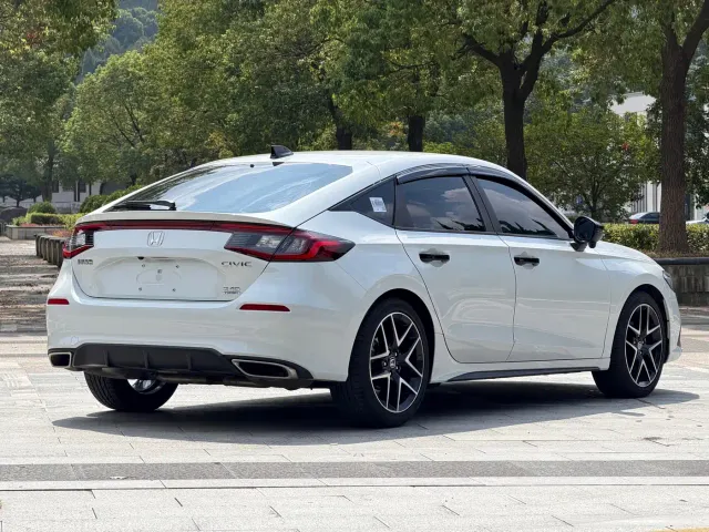 Honda Civic — Фото автомобиля 6