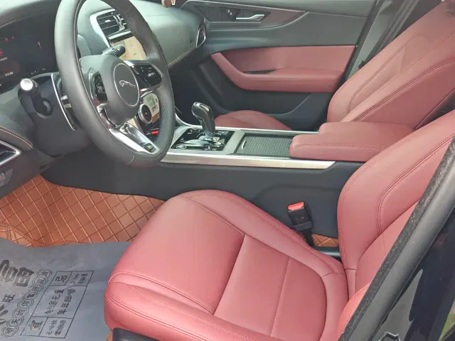 Jaguar XEL — Фото автомобиля 4