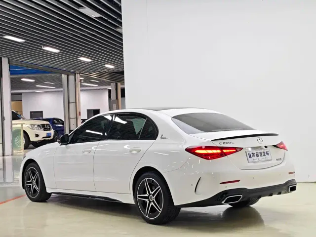 Mercedes-Benz C-Class — Фото автомобиля 5
