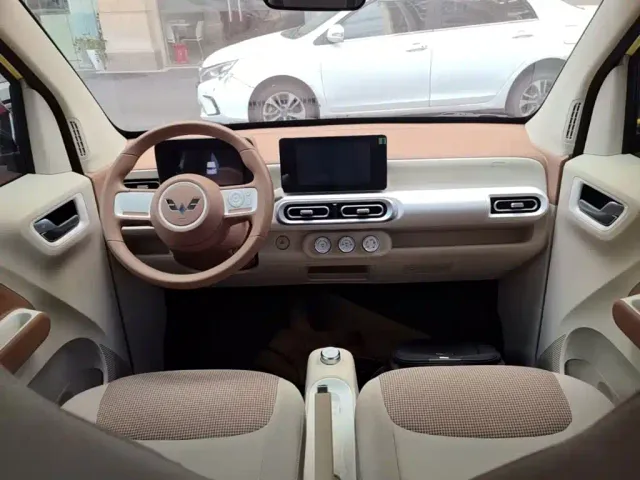Wuling Hongguang Mini EV — Фото автомобиля 9