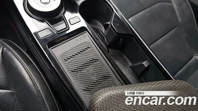 Kia EV6 — Фото автомобиля 30