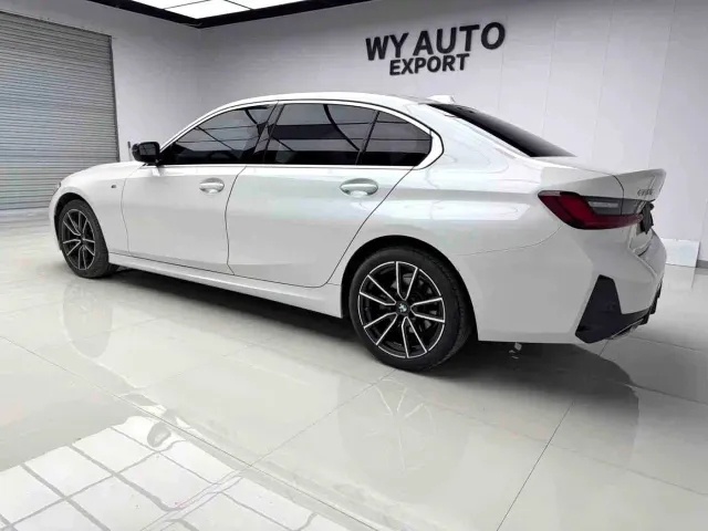 BMW 3 Series — Фото автомобиля 2