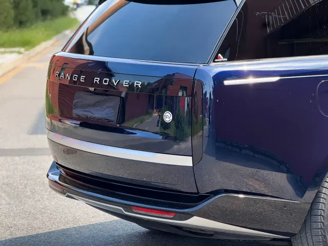 Land Rover Range Rover — Фото автомобиля 15