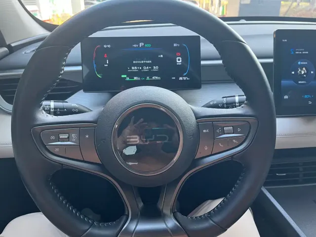 BYD Seal 05 DM-i — Фото автомобиля 14