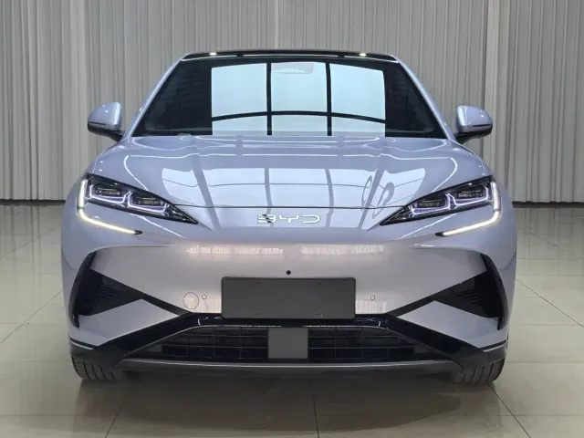 BYD Sealion 07 EV — Фото автомобиля 2
