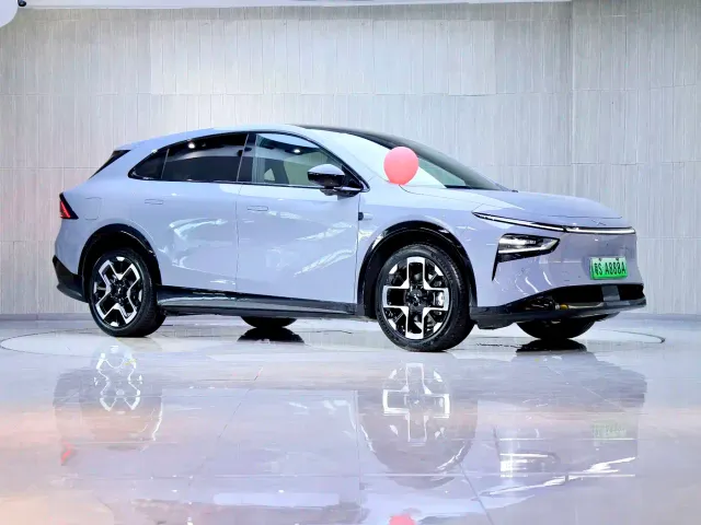 Xpeng G7 — Фото автомобиля 2