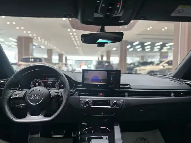 Audi A4L — Фото автомобиля 10