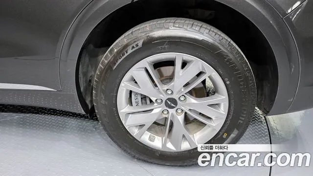 Genesis GV70 2.5T Бензин AWD — Фото автомобиля 20