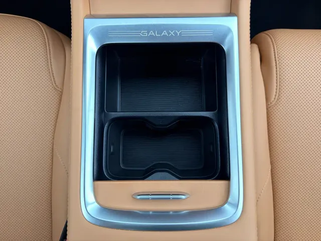 Geely Galaxy L7 — Фото автомобиля 21