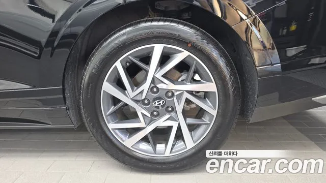 Hyundai Grandeur GN7 — Фото автомобиля 6