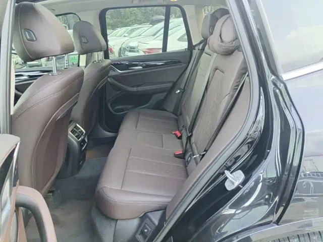 BMW X3 — Фото автомобиля 16