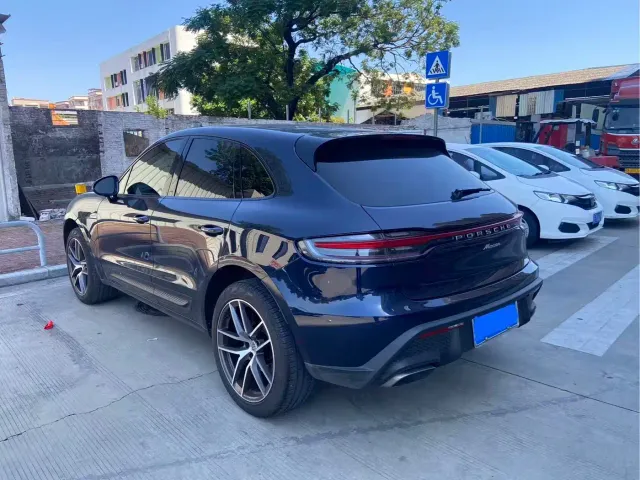 Porsche Macan — Фото автомобиля 3