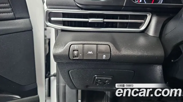 Hyundai AVANTE Avante (CN7) — Фото автомобиля 18