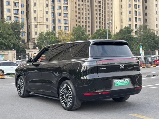 IM Motors LS8 — Фото автомобиля 15
