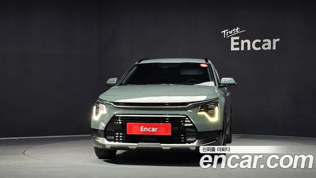 Kia Niro The All New Niro Signature — Фото автомобиля 3