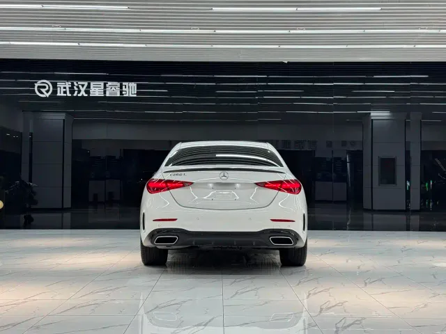 Mercedes-Benz C-Class — Фото автомобиля 4