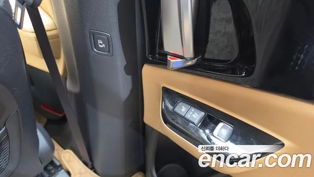 Kia Canival Carnival 4 поколение Бензин 7 мест Signature — Фото автомобиля 17