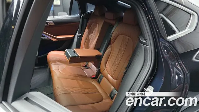 BMW X6 xDrive40i M Sport — Фото автомобиля 10