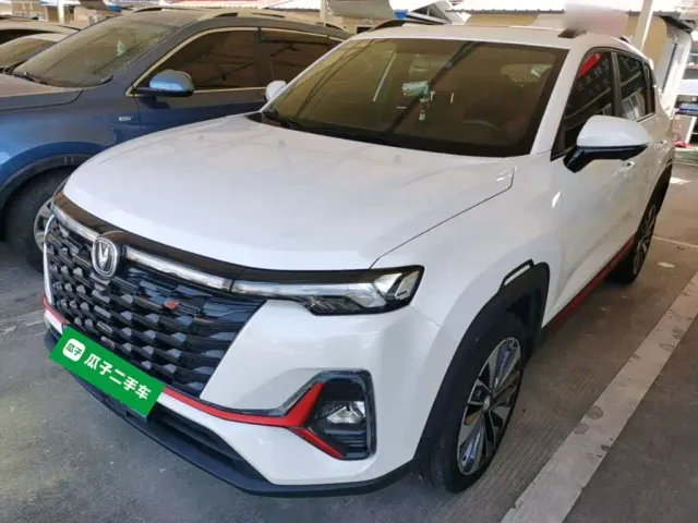 Фотография автомобиля — Changan CS35 Plus