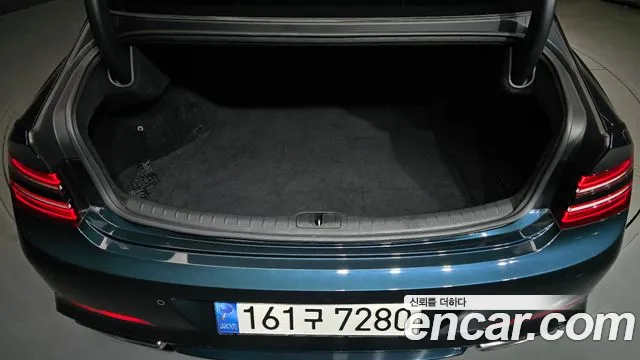 Genesis G80 Бензин 2.5 турбо 2WD — Фото автомобиля 24