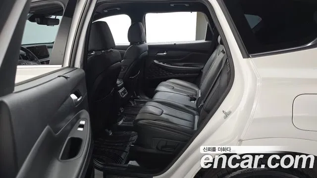 Hyundai Santafe — Фото автомобиля 11