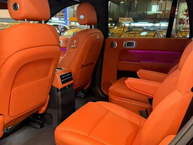 Li Auto L9 — Фото автомобиля 6