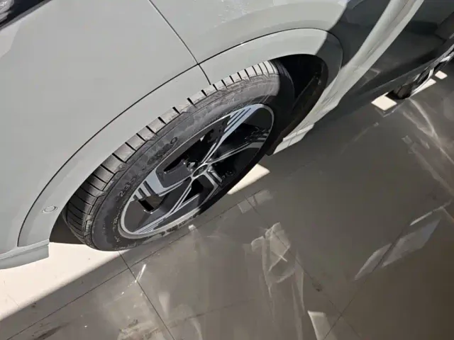 Audi Q4 e-tron — Фото автомобиля 22