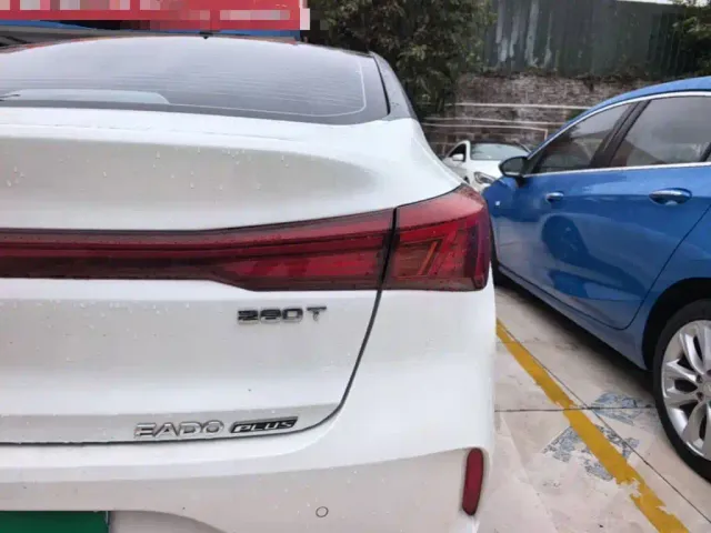 Changan Eado — Фото автомобиля 7