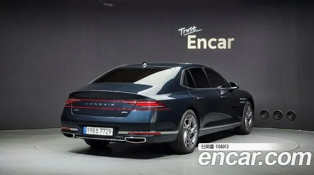 Genesis G90 — Фото автомобиля 2
