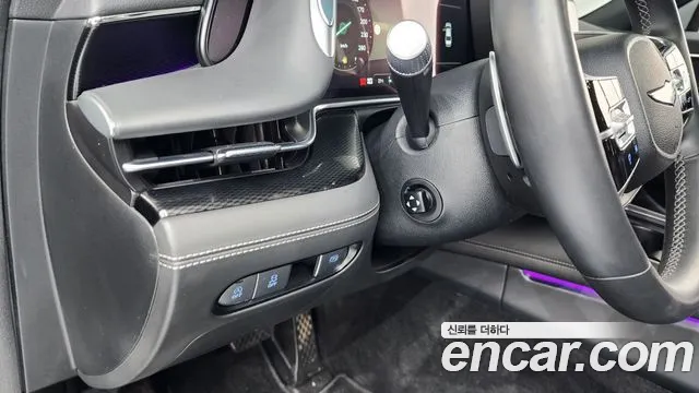Genesis G90 Бензин 3.5 турбо AWD — Фото автомобиля 25