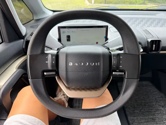 Baojun KiWi EV — Фото автомобиля 11