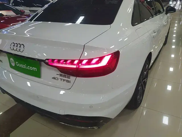 Audi A4L — Фото автомобиля 7