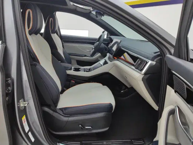 BYD Song PLUS — Фото автомобиля 8