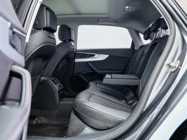 Audi A4L — Фото автомобиля 16