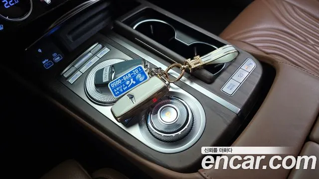 Genesis G80 Бензин 2.5 турбо AWD — Фото автомобиля 9