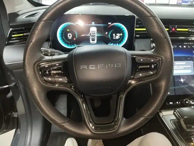 Roewe RX5 — Фото автомобиля 10