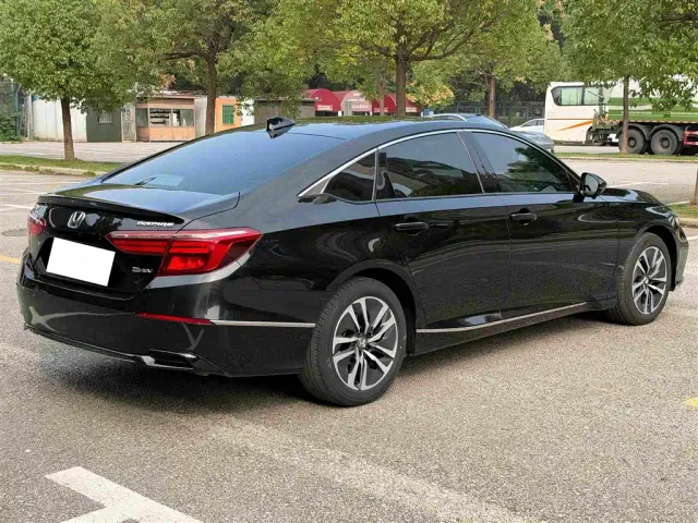Honda Inspire — Фото автомобиля 13