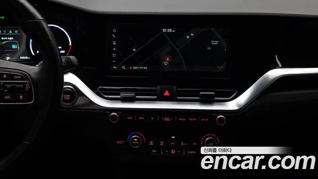 Kia Niro — Фото автомобиля 14