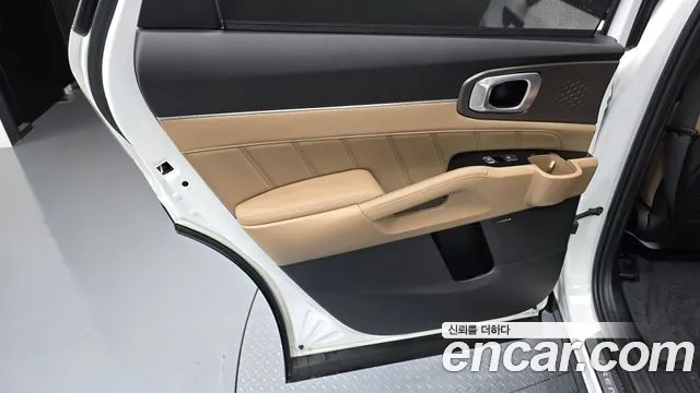 Kia Sorento — Фото автомобиля 14